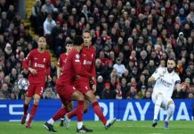 Tin Liverpool 22/2: HLV Jurgen Klopp tố Carlo Ancelotti nói dối