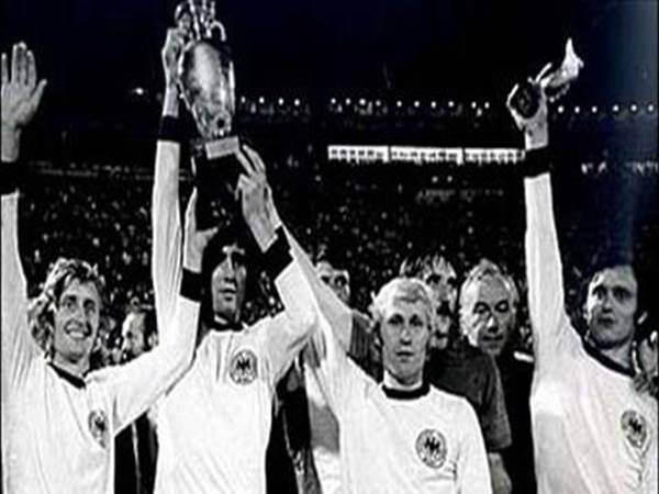 Đức vô địch Euro năm 1972